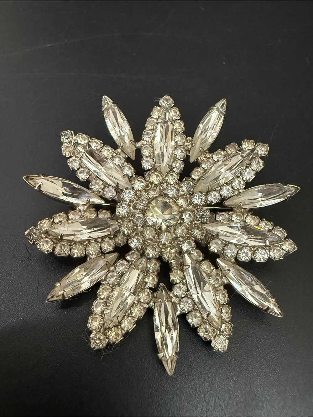 Vintage WEISS Signed Silver Tone Clear Rhinestone Starburst Flower Brooch